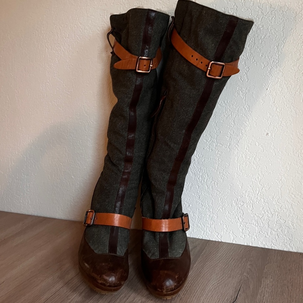 Ugg Collection Aniela Leather Wool high heeled boots - Picture 5 of 15